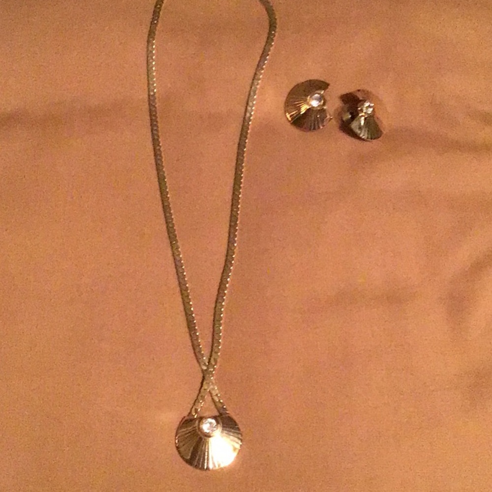 Park Lane Vintage Necklace and Earring Set